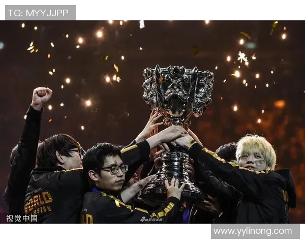 FPX崛起之路：从默默无闻到全球总冠军的荣耀历程